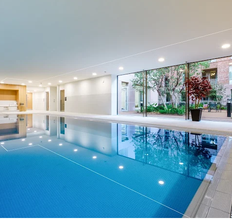 swimmingpool